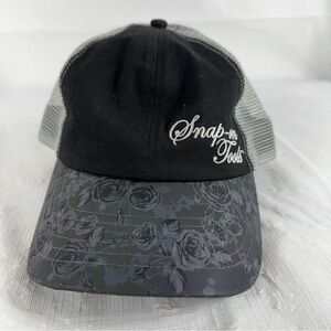 Snap-On SnapBack Black Floral Bill Mesh Roses Cap Hat Trucker Ladies
